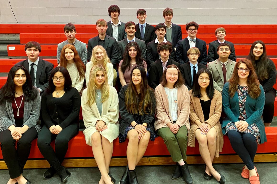 Twenty MMI students place in top five at FBLA Regionals and 23 advance to FBLA State Leadership Conference