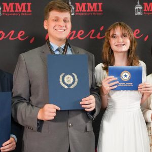 MMI Honors Middle School Students During Awards Ceremony