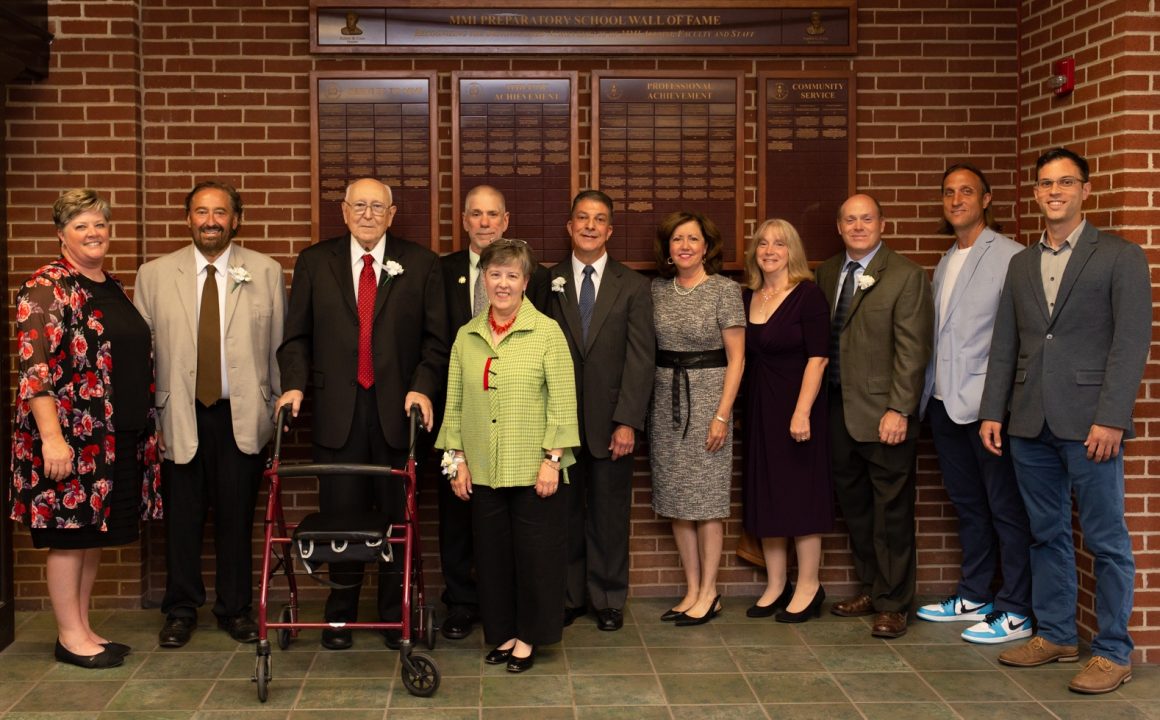 MMI Wall of Fame Group Photo