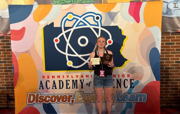 Anna Zaroda ’27 earned a perfect score and the Zappa Award for her mathematics project.